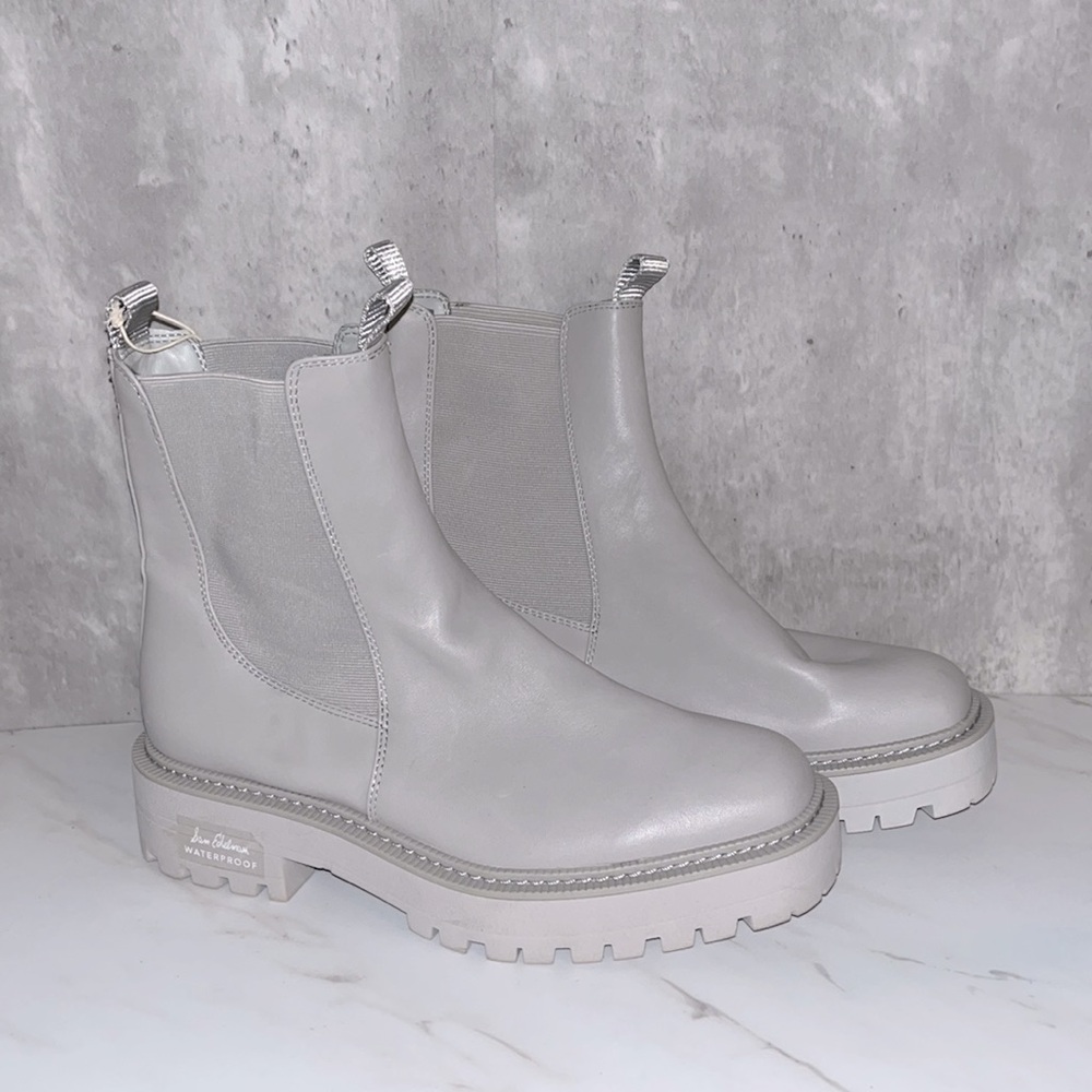 NEW sam Edelman laguna Chelsea boot sz 9.  (M)
